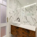 Designer Dream With Stunning View *