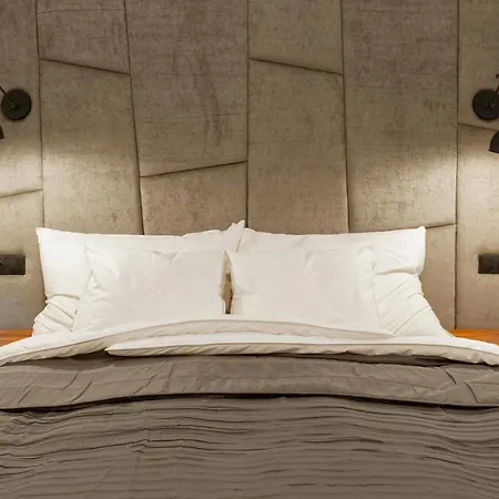 Апартаменты Designer Dream With Stunning View